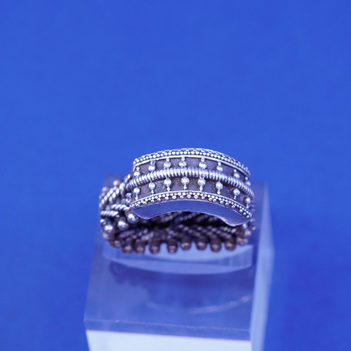 Size 8, vintage Sterling silver handmade ring, 925 texture chain band
