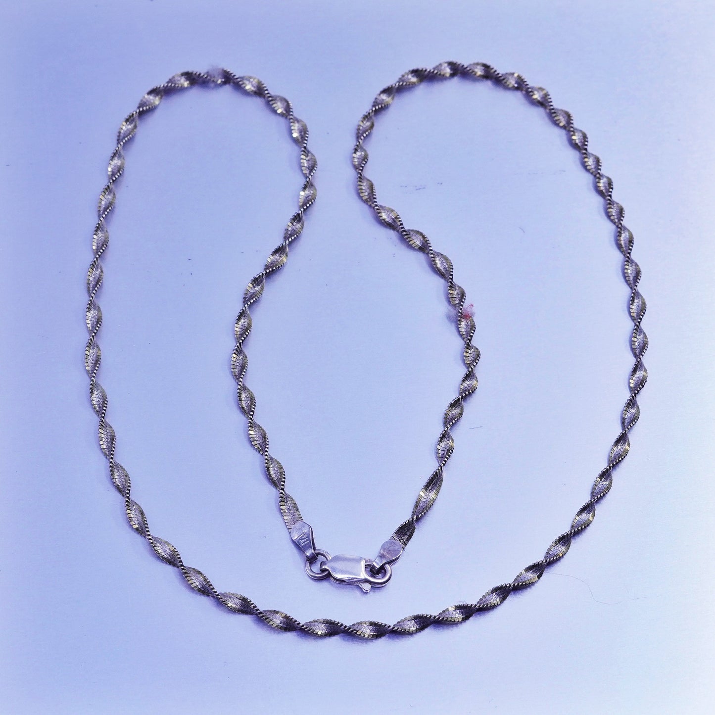 18", Italy vermeil gold Sterling 925 silver twisted herringbone chain necklace