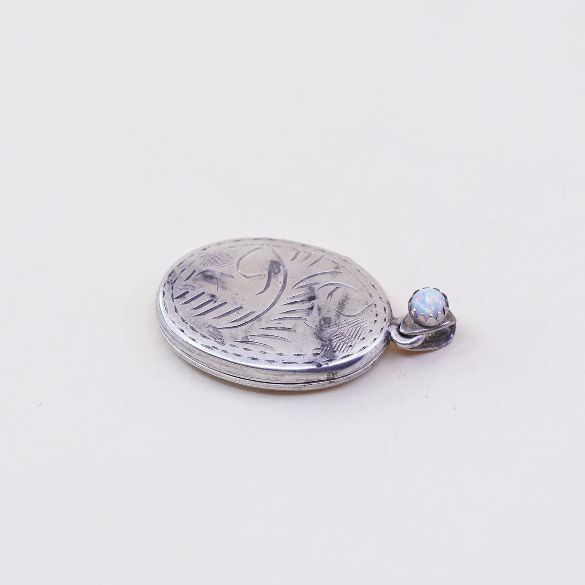 Vintage Sterling silver oval pendant, 925 floral handmade photo locket charm