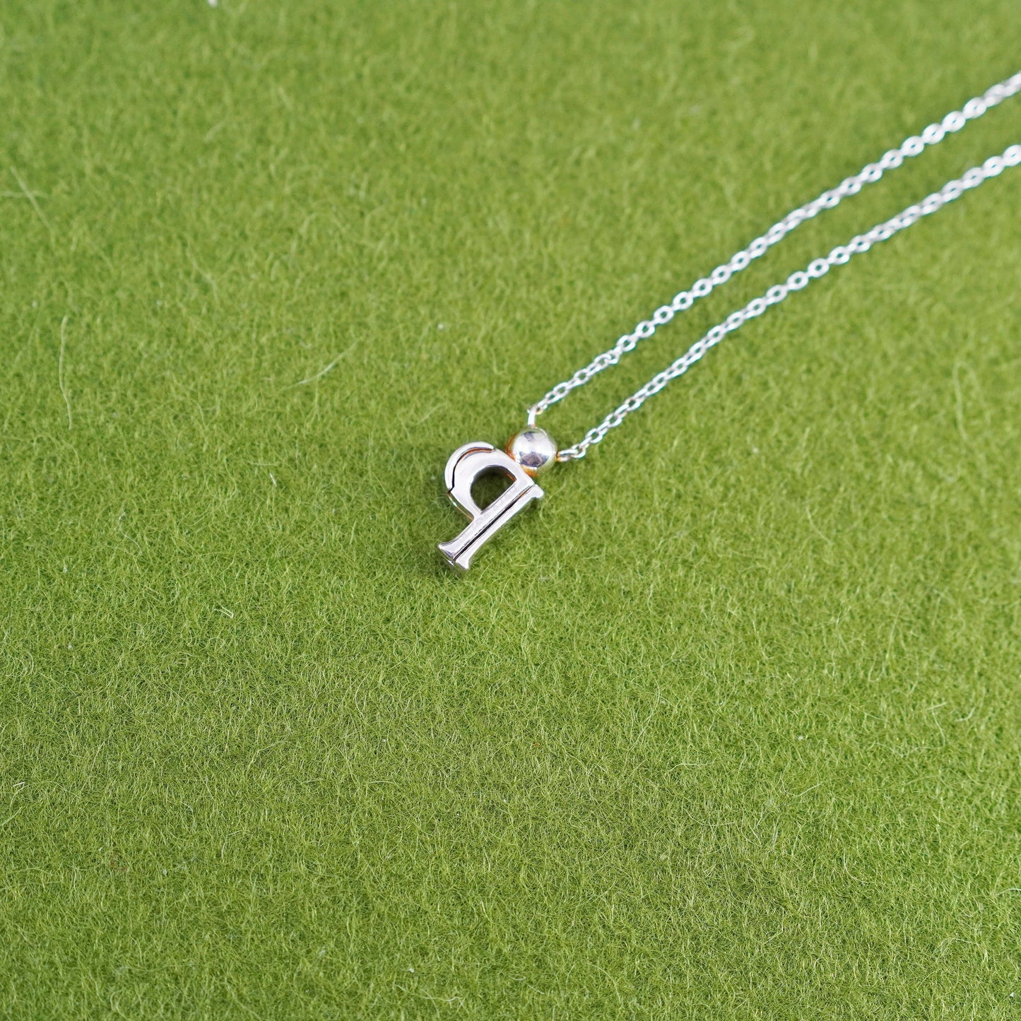 vtg sterling 925 silver necklace, circle chain w/ initial Letter P pendant cz