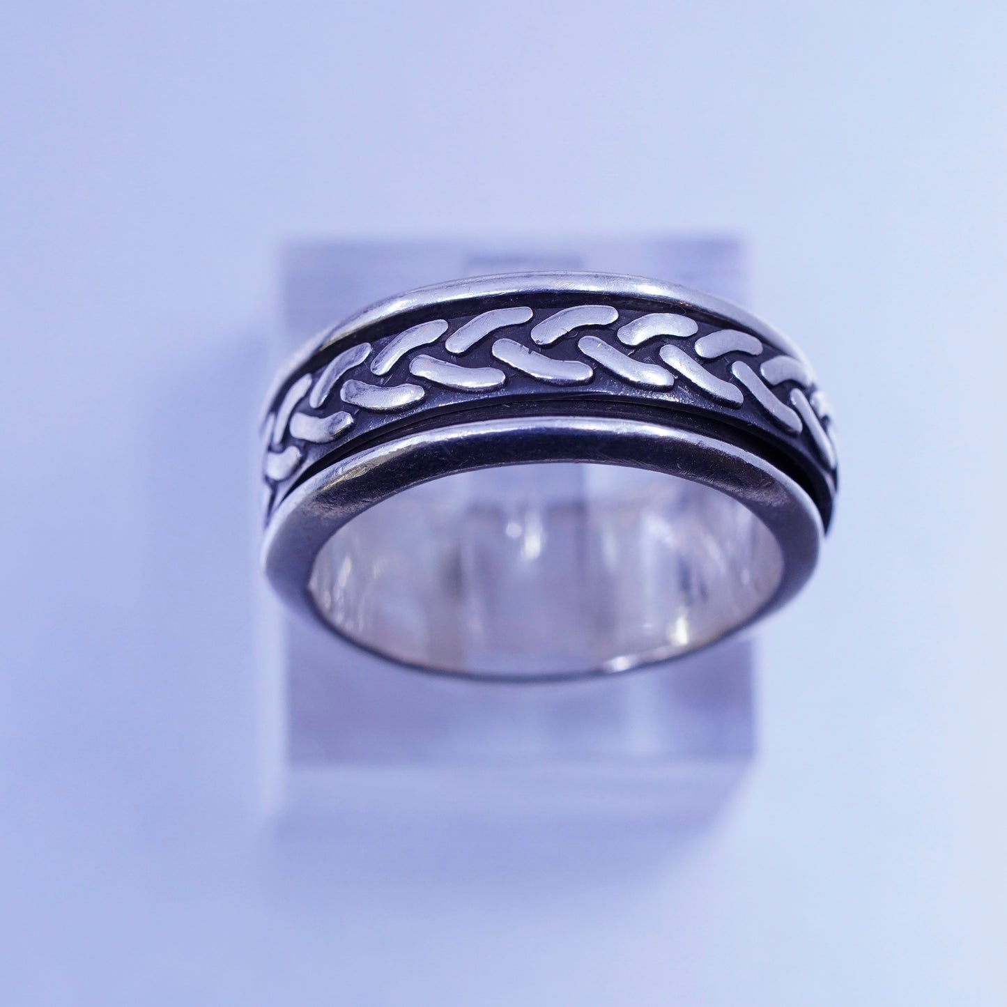 Size 7, southwestern Sterling 925 silver ring, braided woven spinner band