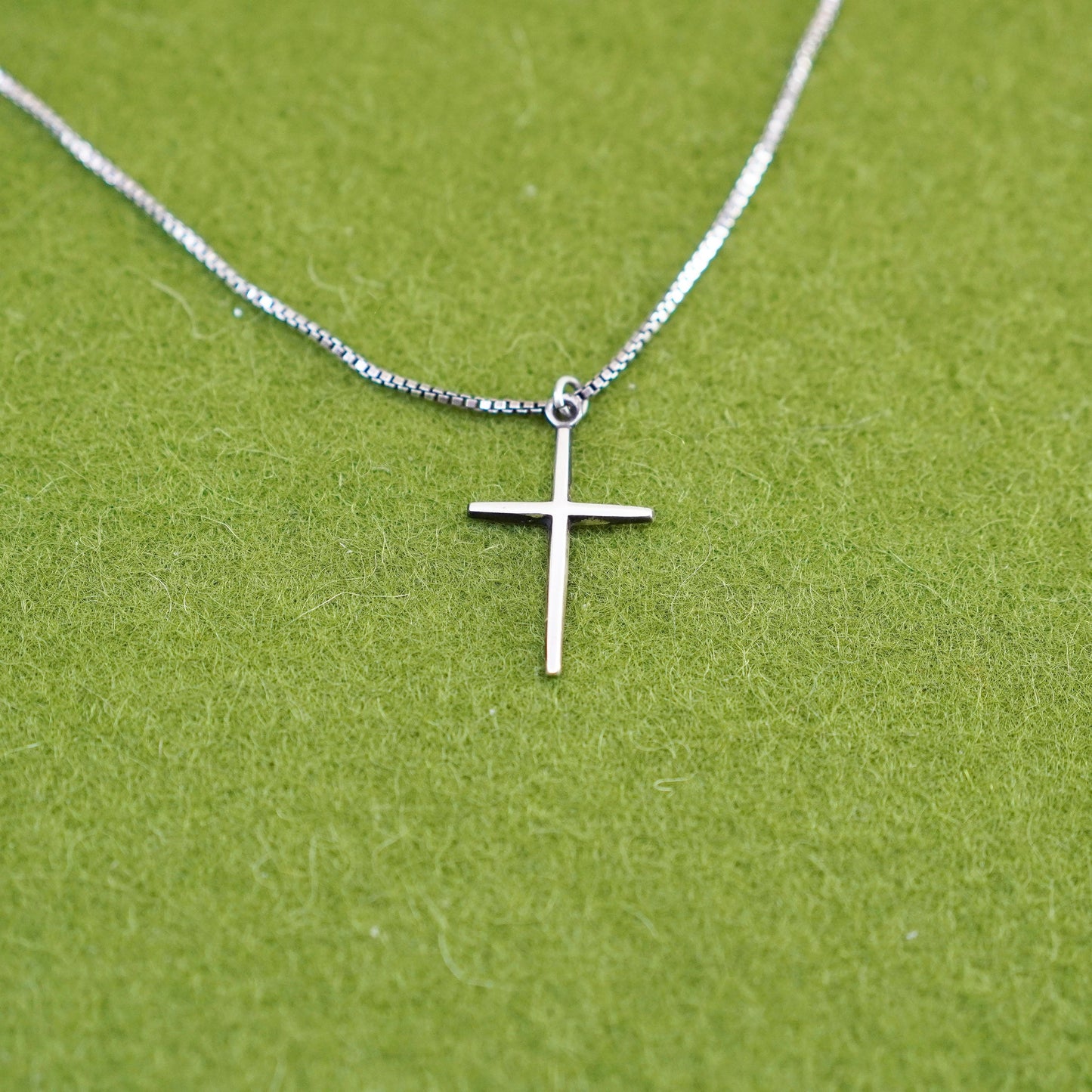 18”, vintage sterling silver handmade necklace, 925 box chain w/ cross Pendant