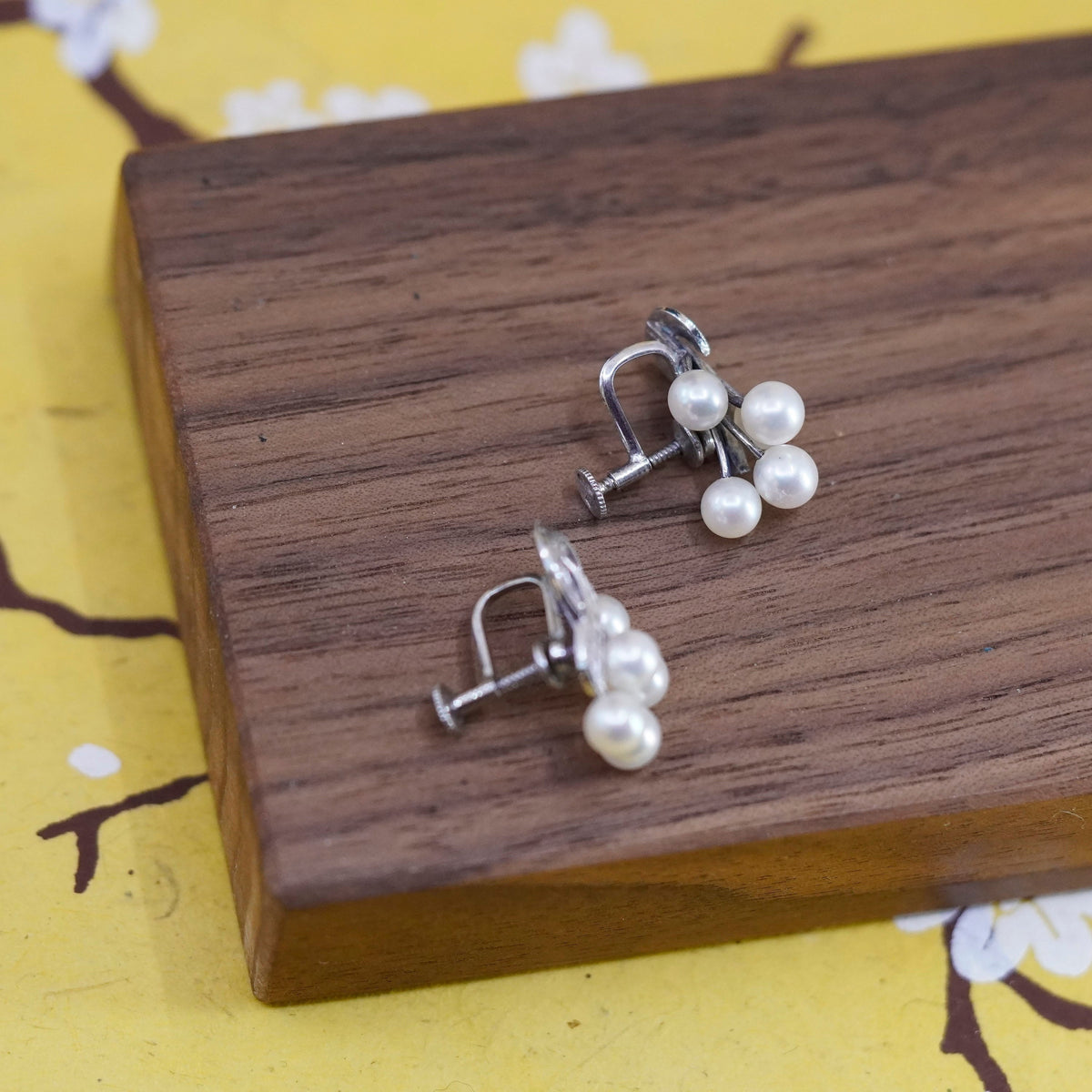 Vintage Sterling 925 silver screw handmade earrings with pearl