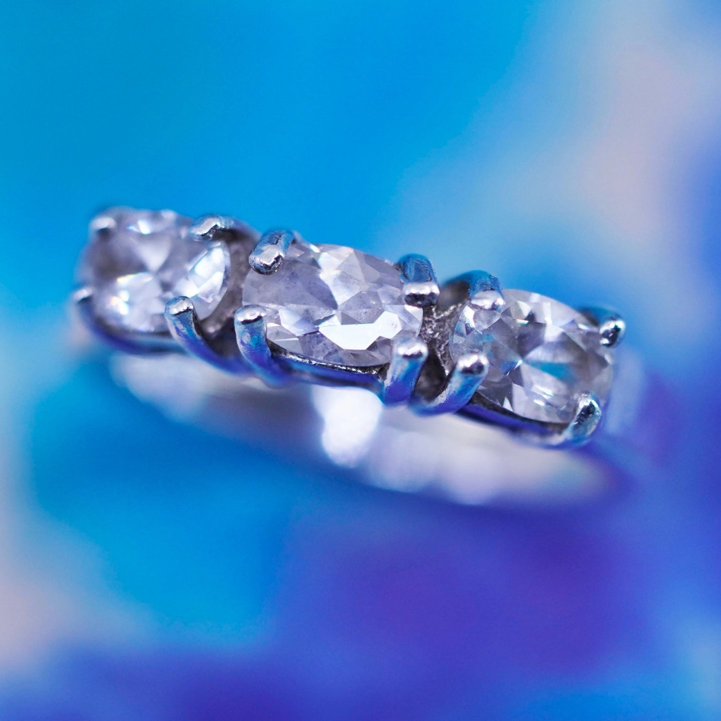 Size 7, vintage Sterling silver ring, 925 stackable band with clear cz