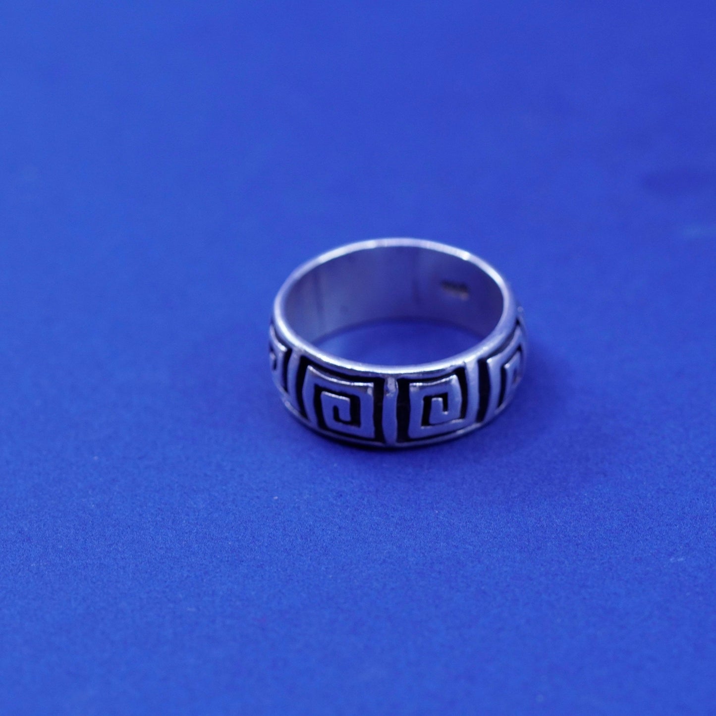 Size 10.5, vtg sterling silver handmade ring, 925 wide band embossed Greek key