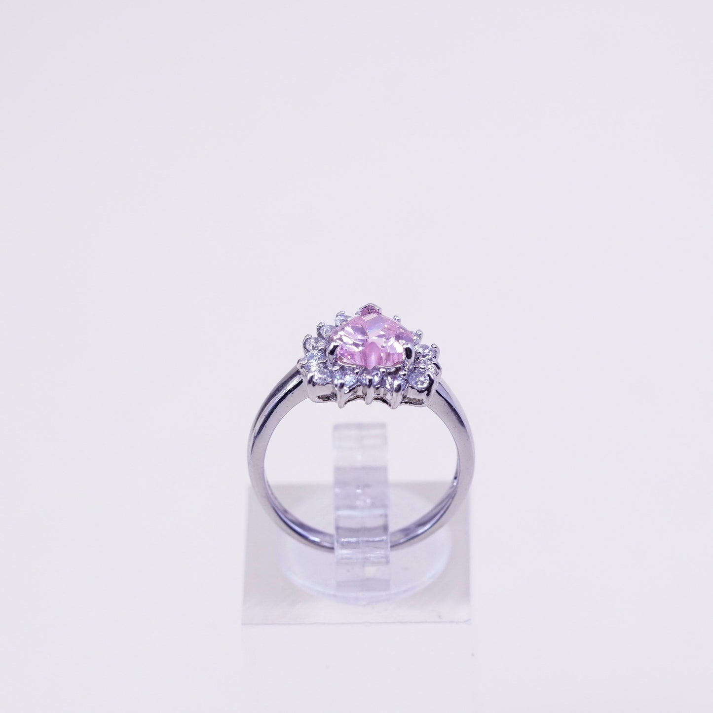 Size 6.25, 2.8g, vintage 12K white gold engagement pink heart ring with Cz