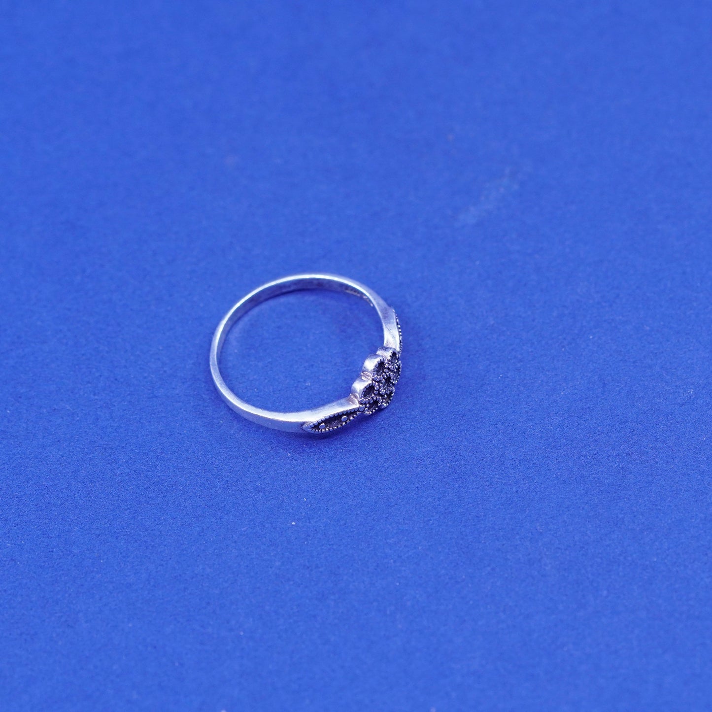 Size 7.25, vintage Sterling silver handmade ring, 925 flower band