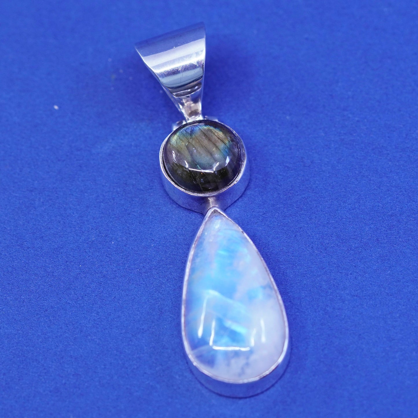 Sterling 925 silver handmade pendant with teardrop moonstone and labradorite