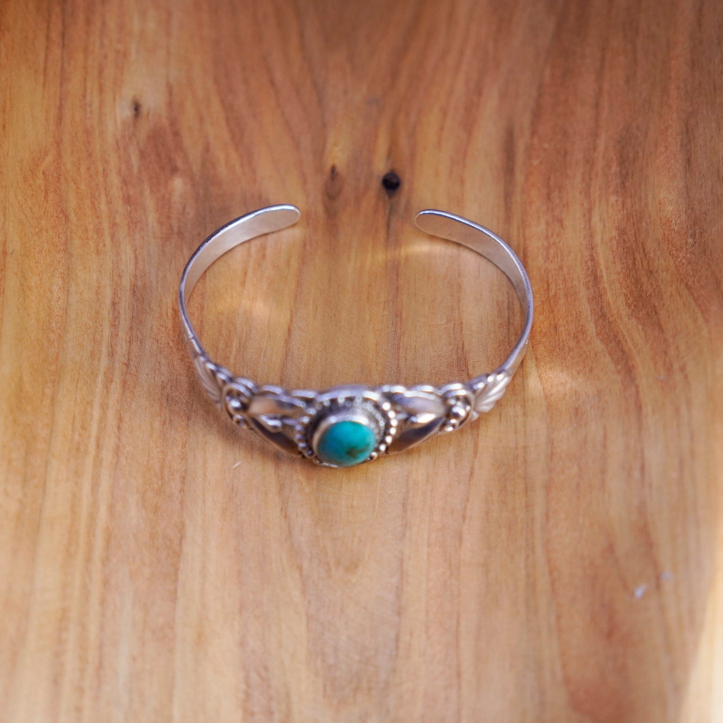 6”, MAISELS Of Albuquerque Navajo Sterling silver bracelet, 925 cuff turquoise