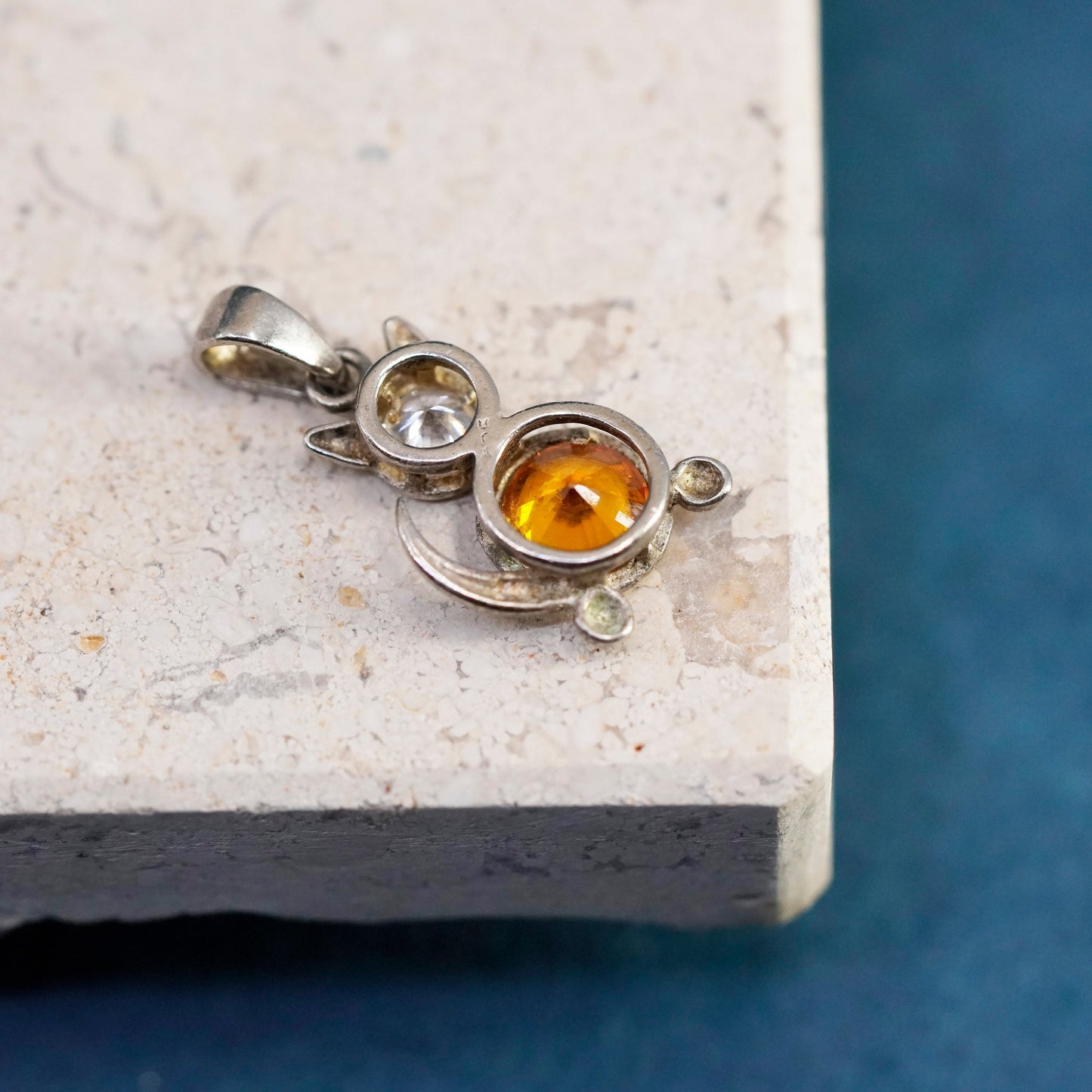 Vintage Sterling silver Handmade pendant, 925 cat with citrine