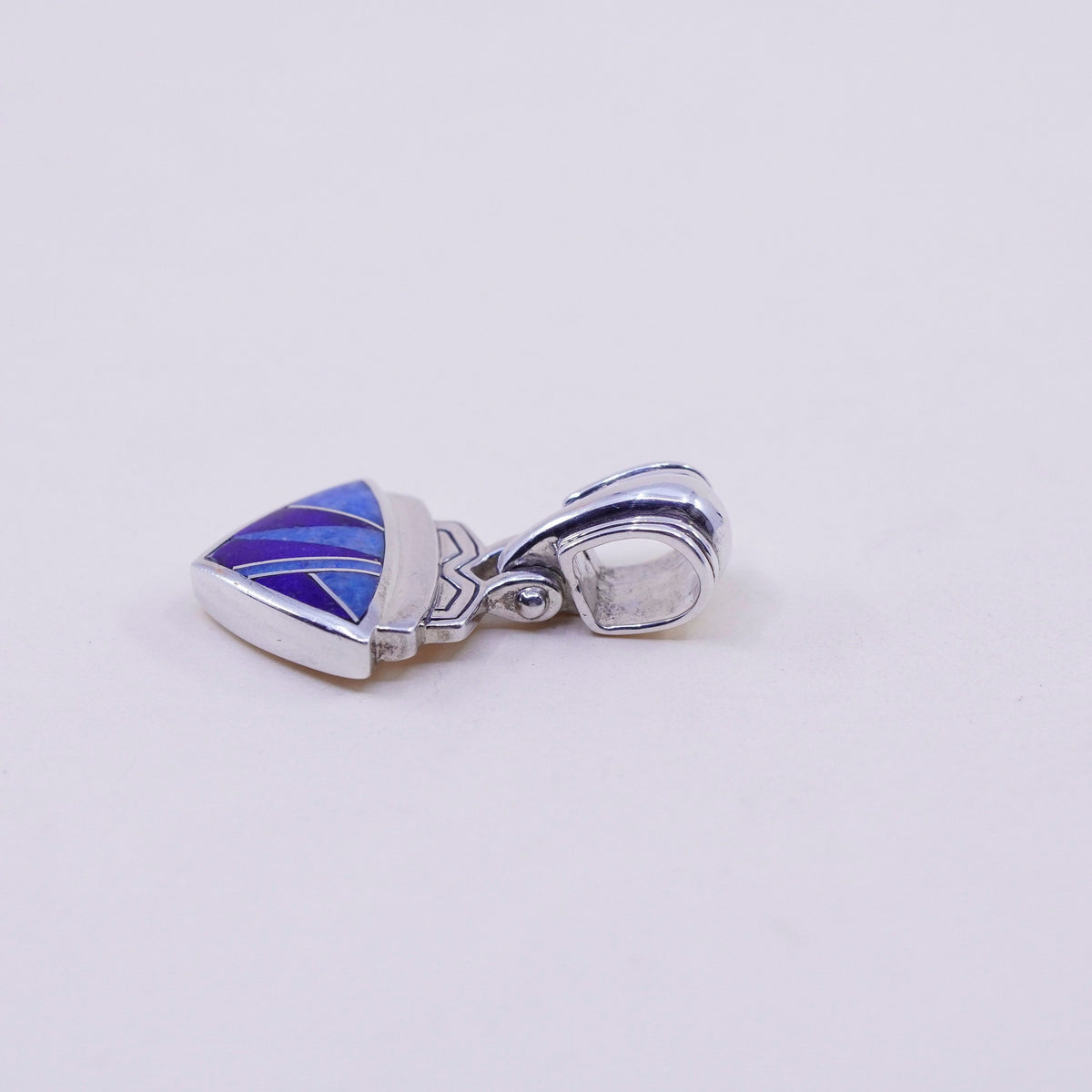 Vintage Teme Navajo Zuni Sterling 925 silver handmade pendant w/ sodalite lapis