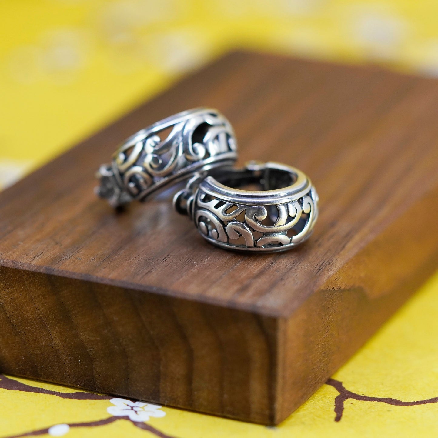 Vintage Silpada Sterling Silver 925 Clip-On Filigree Scroll Hoop Earrings C1380