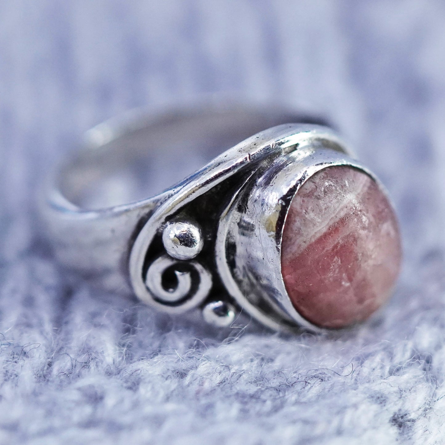 Size 8.5, vintage Sajen Sterling 925 silver handmade ring w/ pink Rhodochrosite