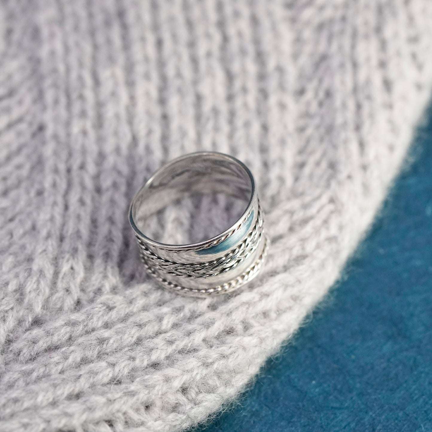 Size 7.5, vintage Sterling silver handmade band, wide 925 ribbed cable band