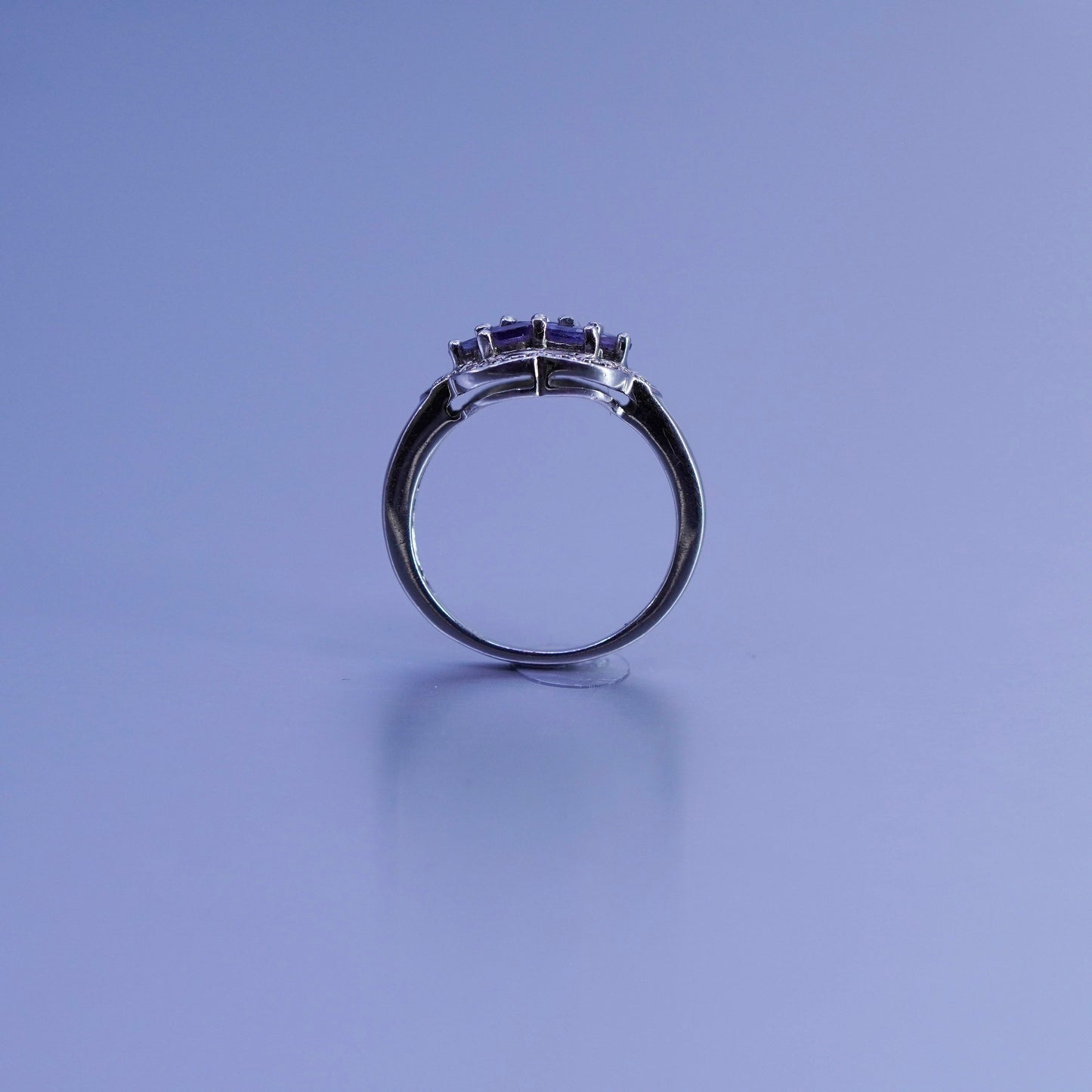 Size 8.5, vintage Sterling 925 silver handmade ring with cluster amethyst