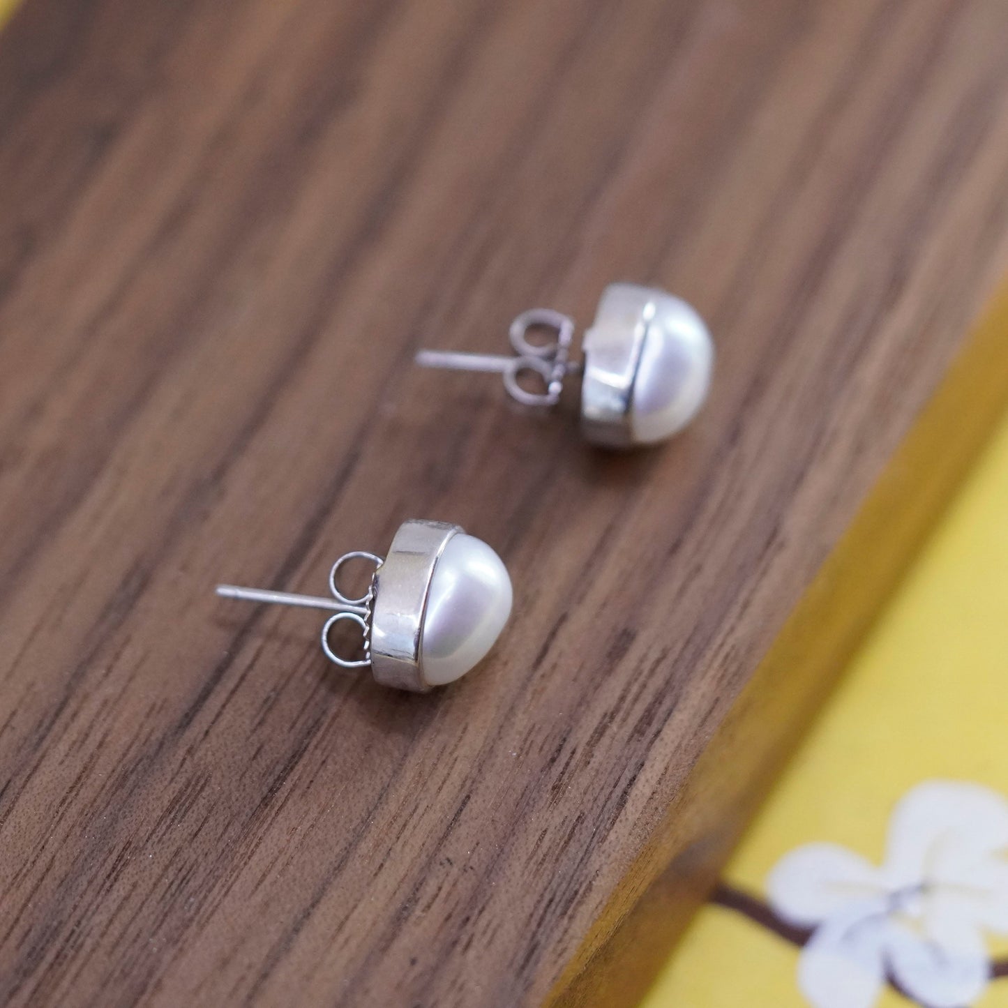 Vintage Sterling silver handmade earrings, 925 studs with pearl
