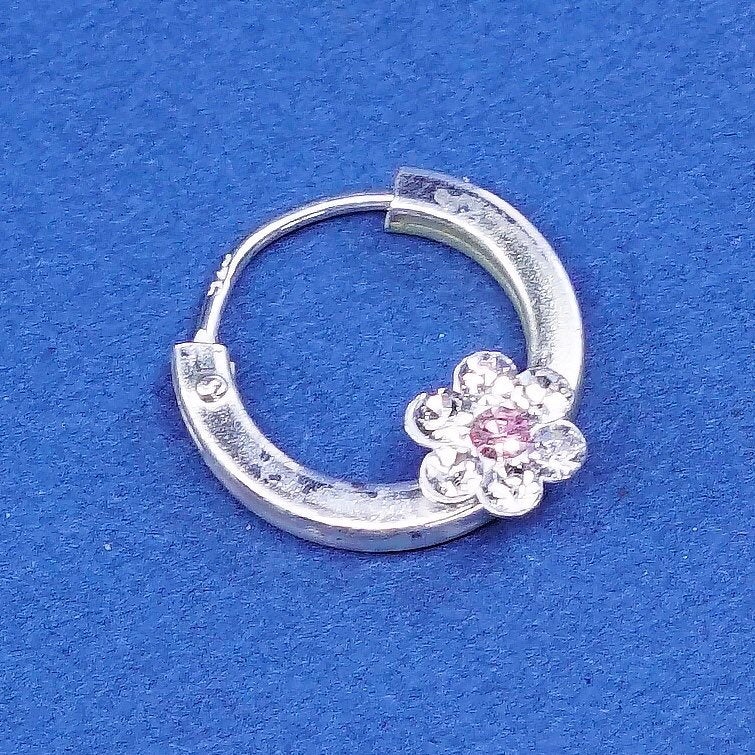 0.5”, vtg Sterling silver earrings, 925 hoops, huggie w/ CZ flower