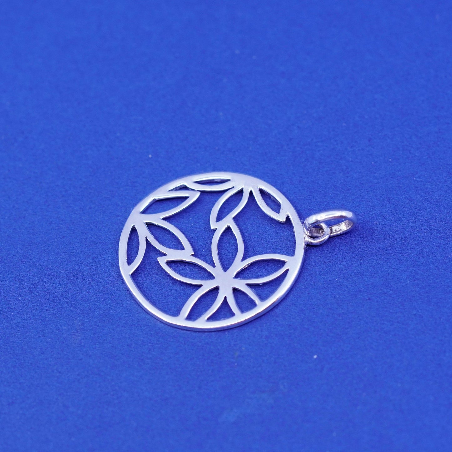 Vintage Tashi Sterling silver handmade pendant, 925 filigree Sakura flower