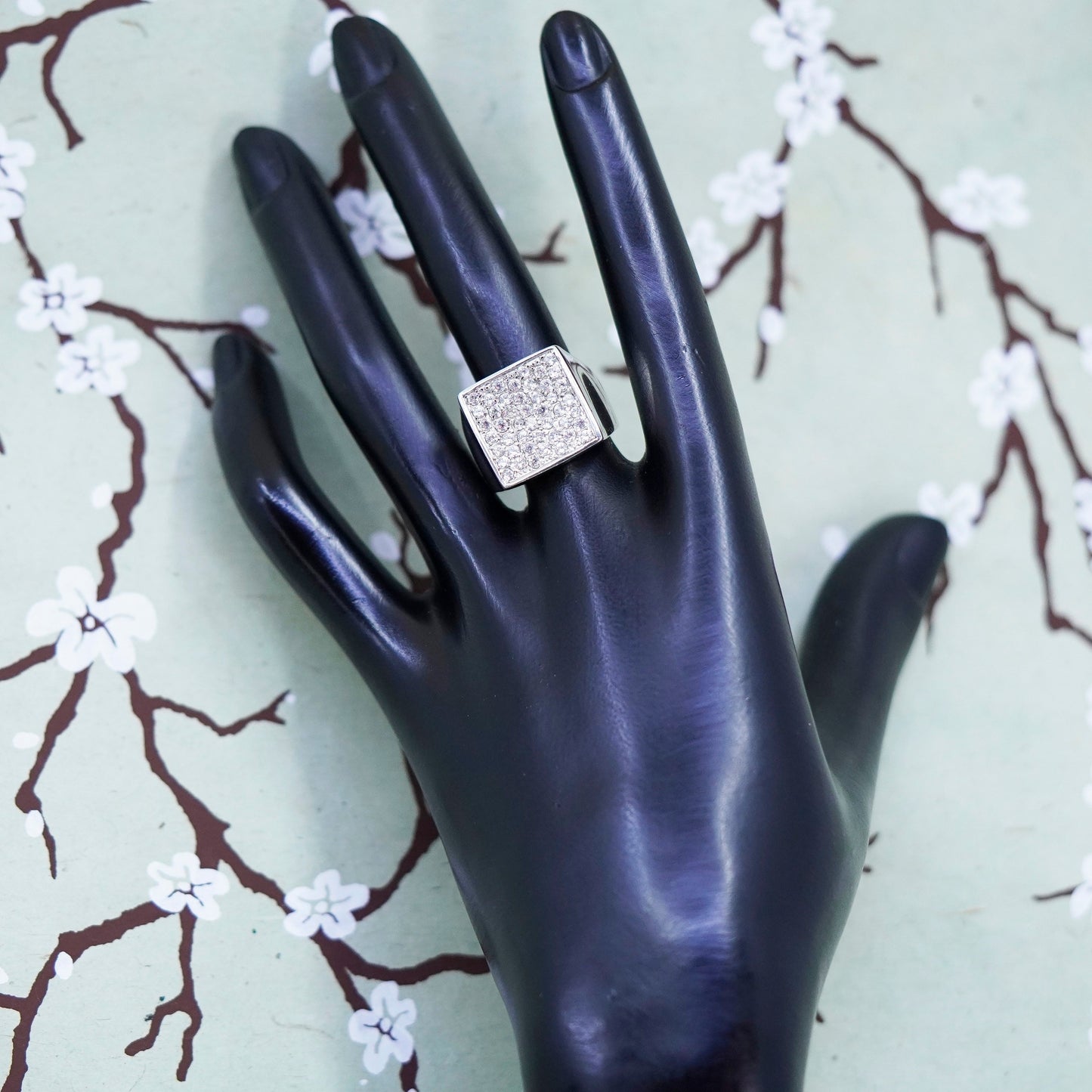 Size 7.75, vintage jewelry, sterling 925 silver ring, square band cluster cz