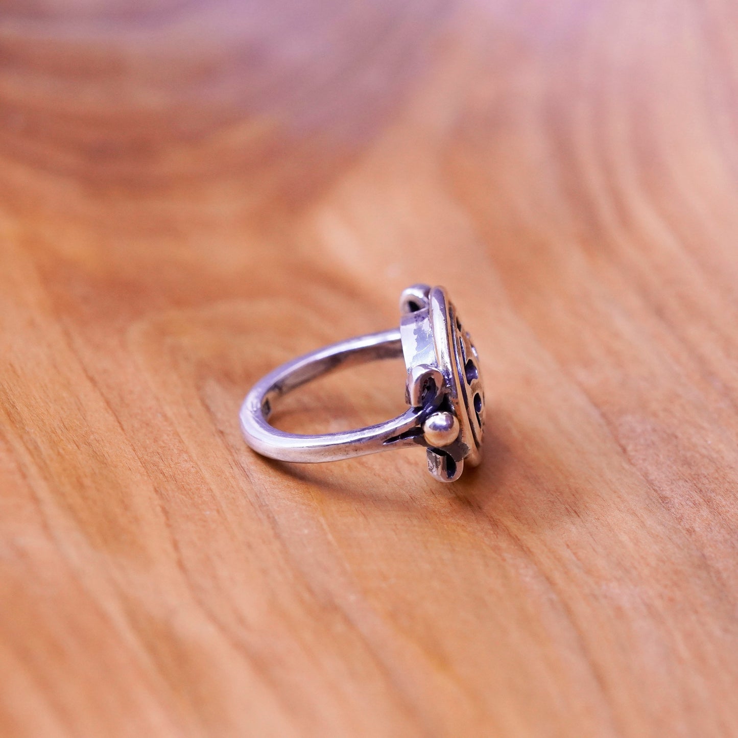 Size 5.5, Ireland two tone Sterling 925 silver handmade ribbed ring filigree