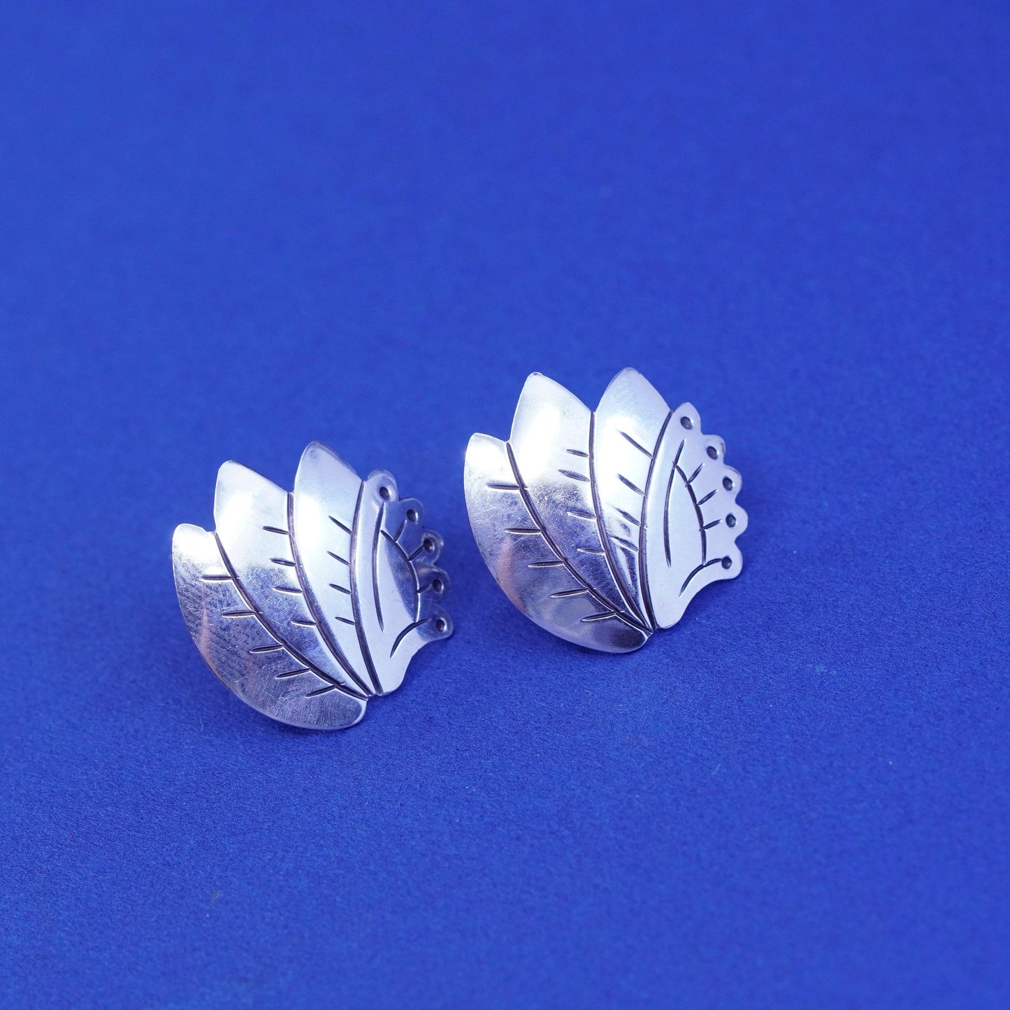 Native American Watson Honanie sterling 925 silver earrings, 925 leaf studs