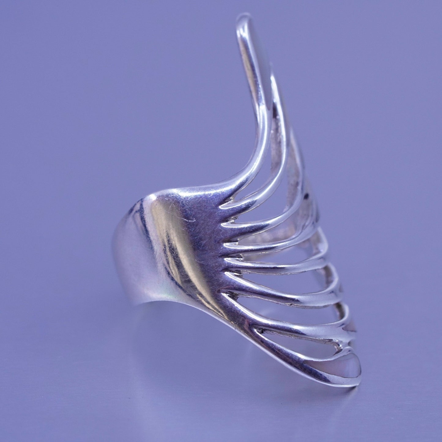 Size 7, vintage Sterling 925 silver handmade wing ring with mother of pearl