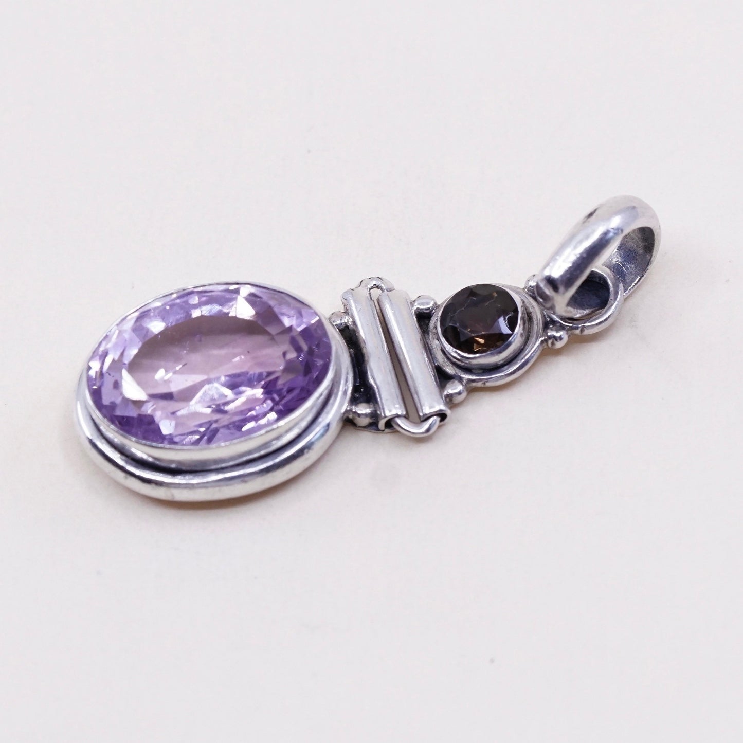 vintage sterling silver pendant, 925 silver pendant, oval shaped amethyst