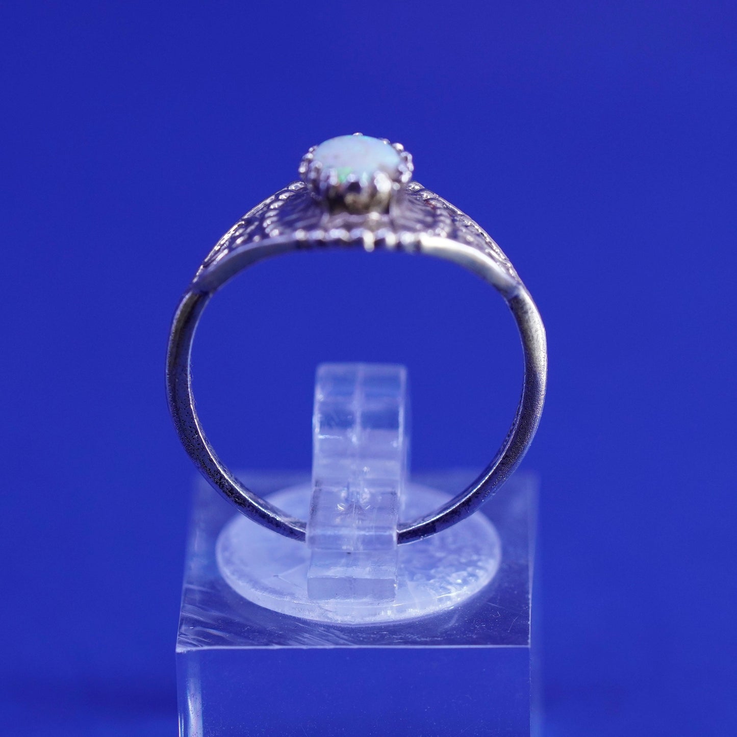 Size 7.5, Vintage Sterling 925 silver filigree handmade ring with opal