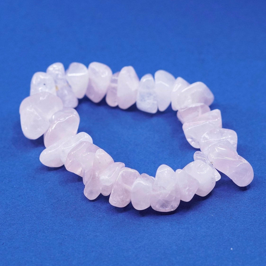 5", vtg handmade bracelet, elastic band with pink quartz