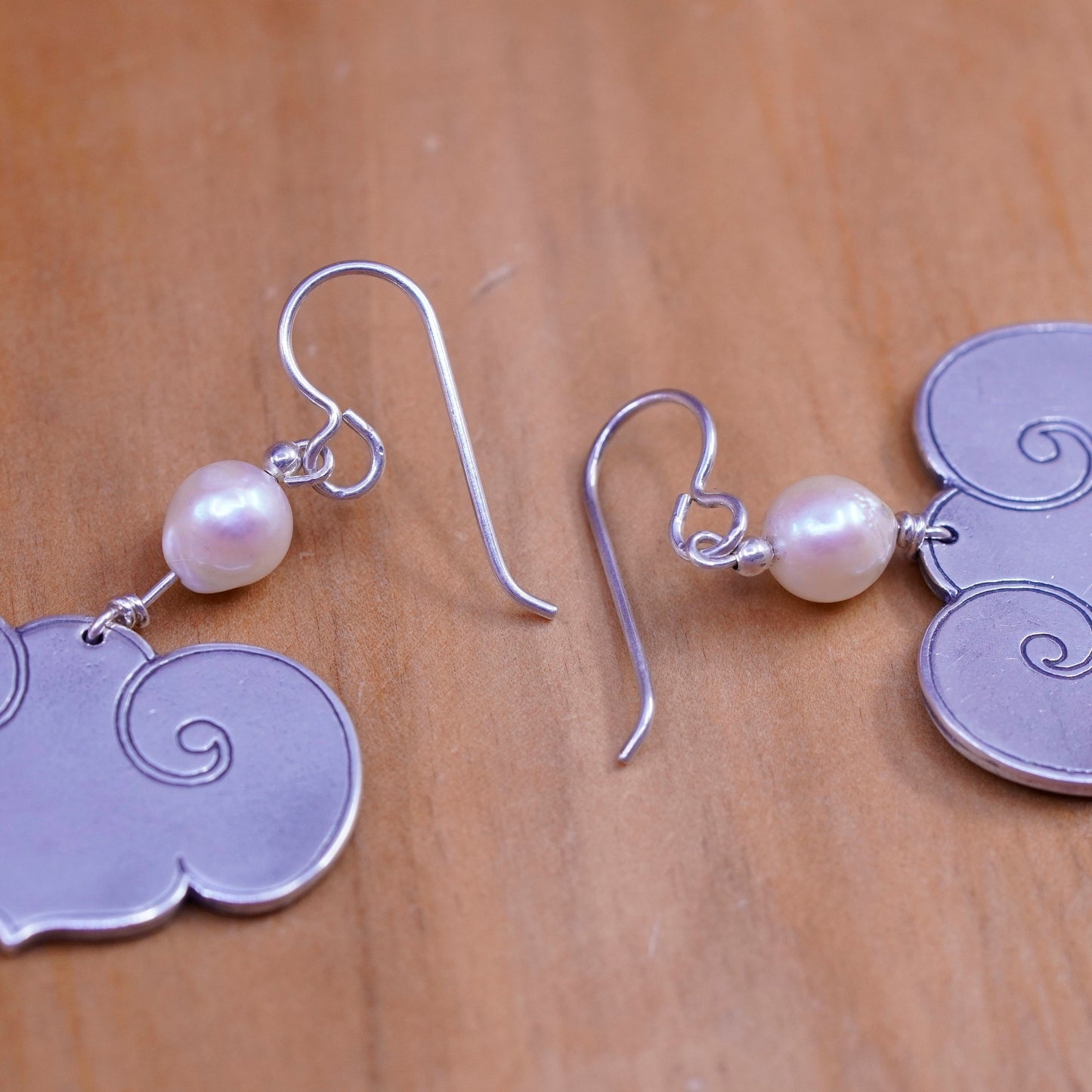 Vintage Sterling 925 silver handmade oriental cloud earrings with pearl