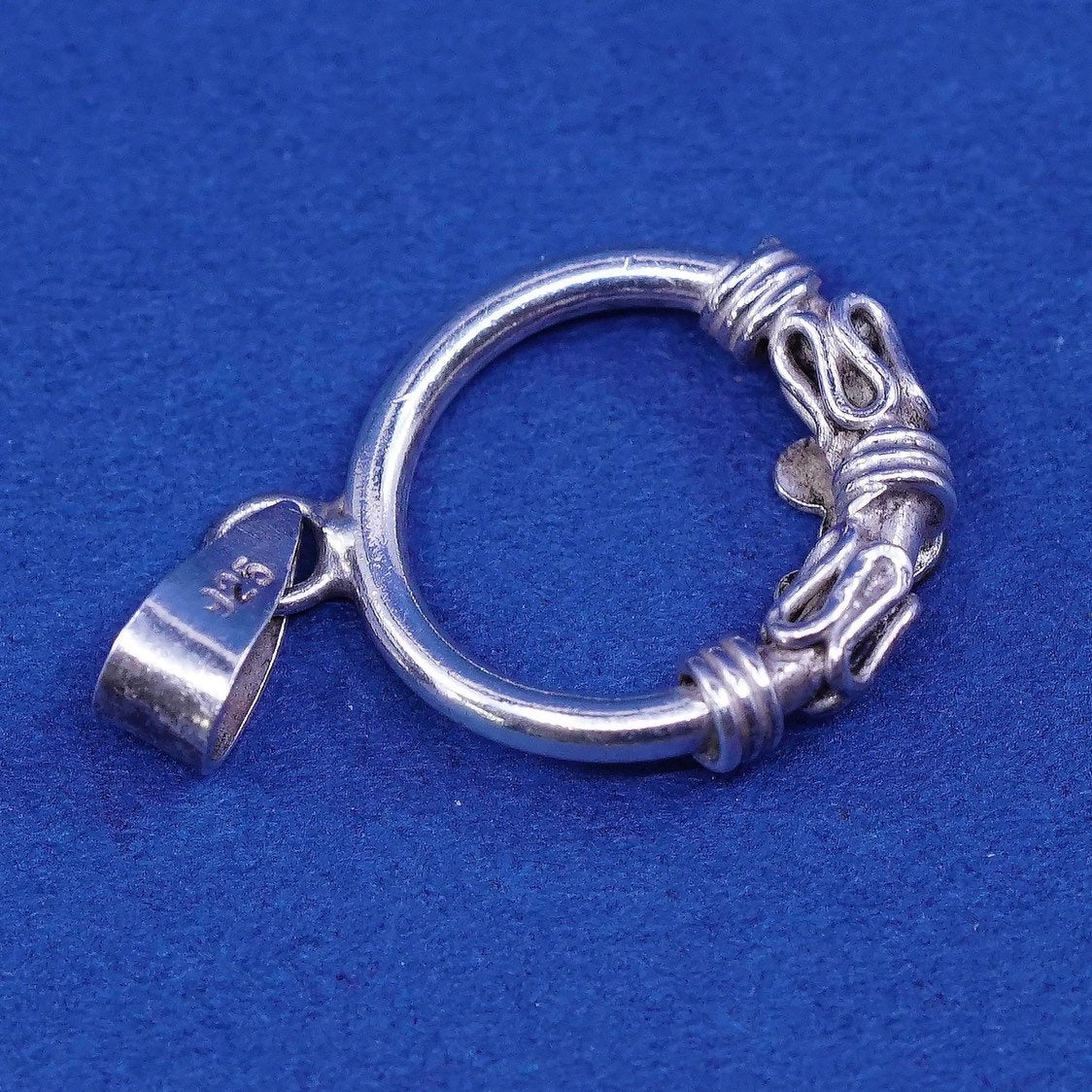 vtg Sterling silver handmade pendant 925 silver circle, stamped 925