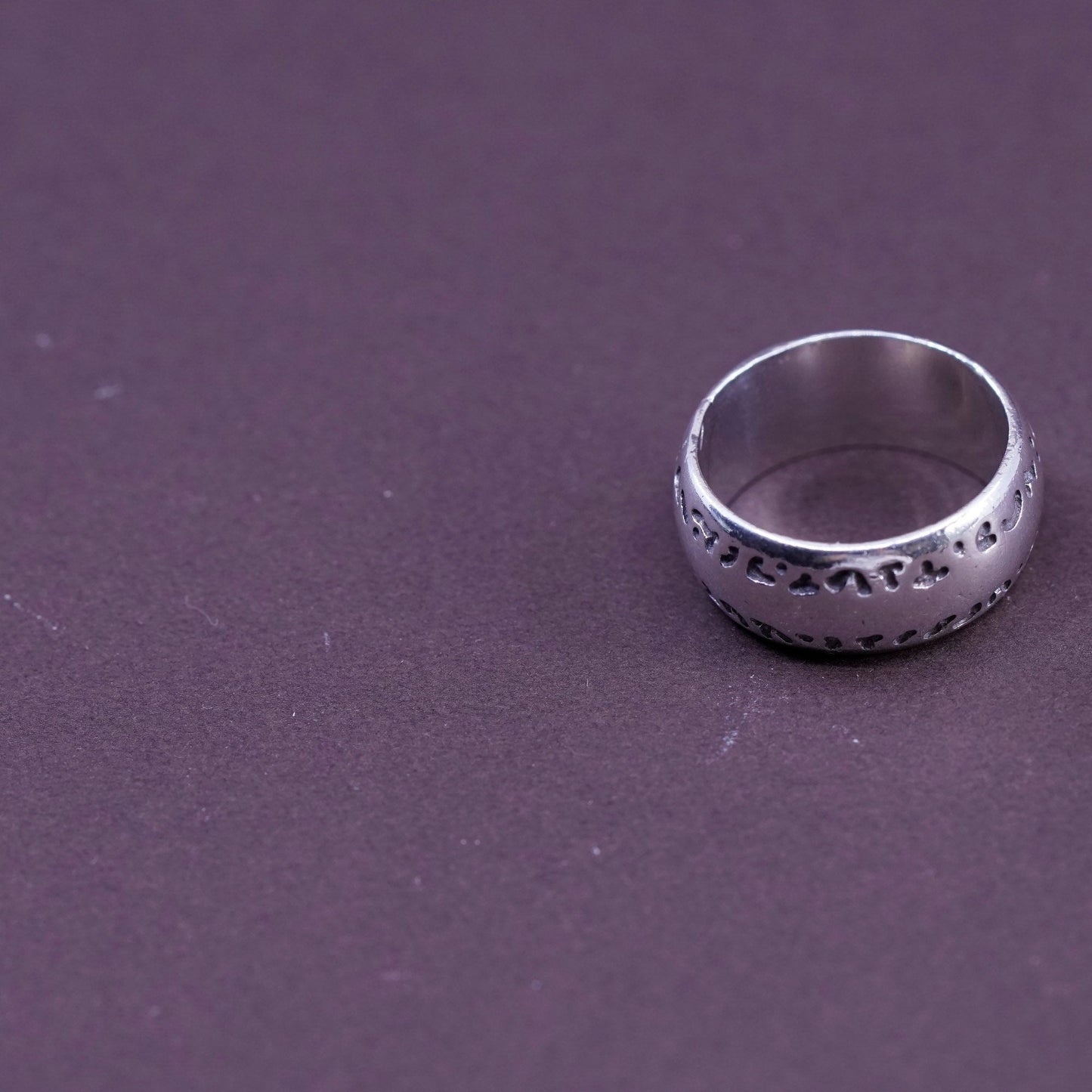 Size 6.5, vintage Sterling 925 silver handmade textured wide band ring