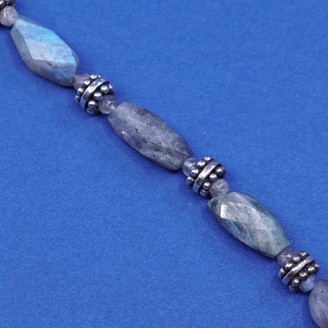 6.75", sterling silver handmade bracelet, 925 w/ labradorite N toggle closure