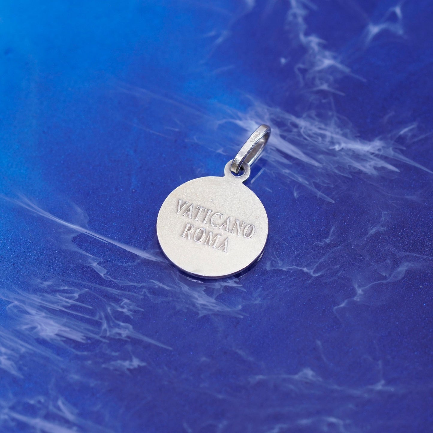 Vintage Sterling silver handmade pendant, 925 tag Virgin Mary and vaticano roma