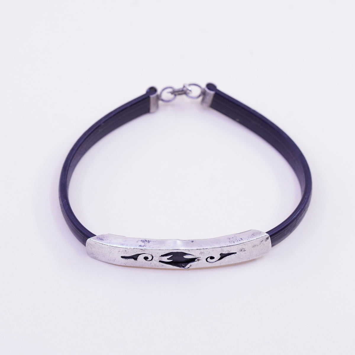 7.5”, Vintage black rubber chain with sterling 925 silver bar