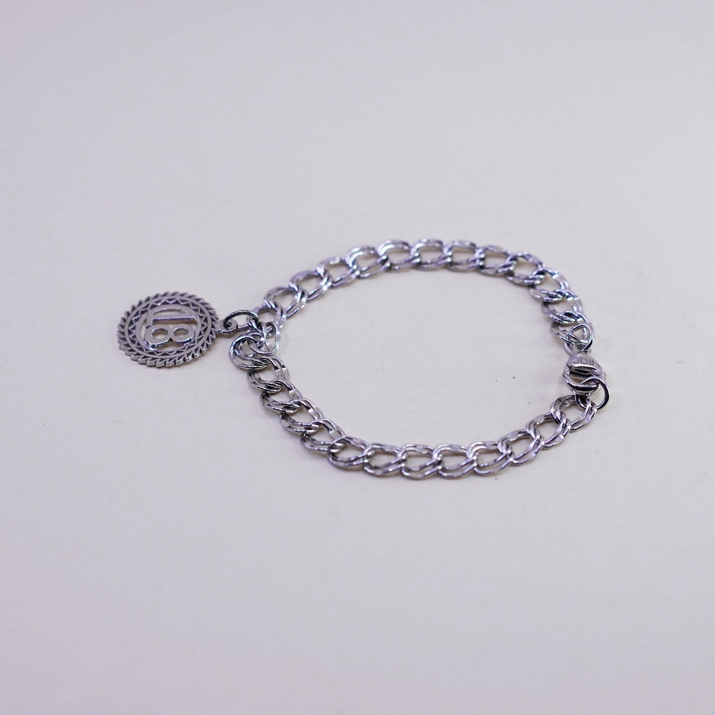 6.75”, 8mm, Vintage sterling silver double curb bracelet, 925 chain w/ 18 charm