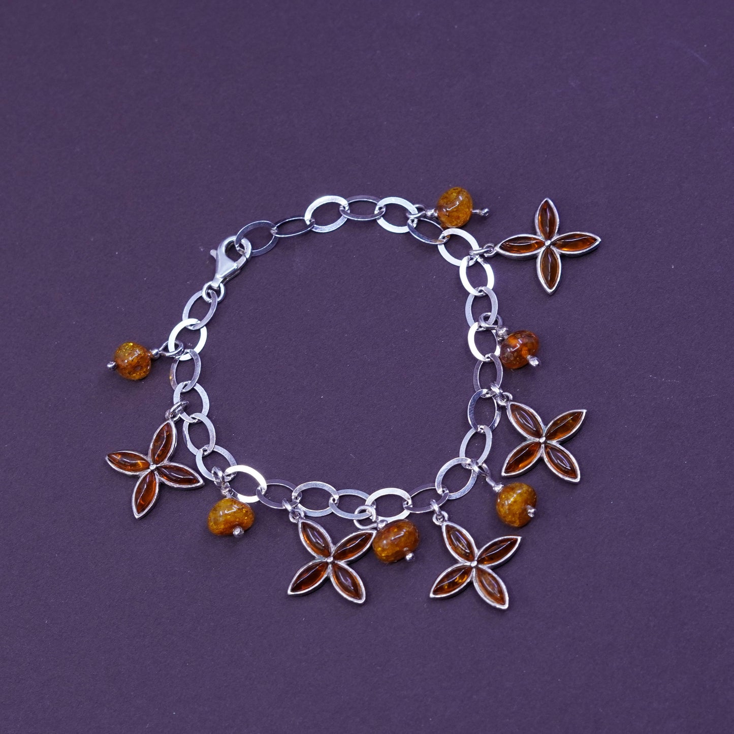 7”, Sterling silver handmade bracelet, 925 flatten oval chain w/ clover Amber
