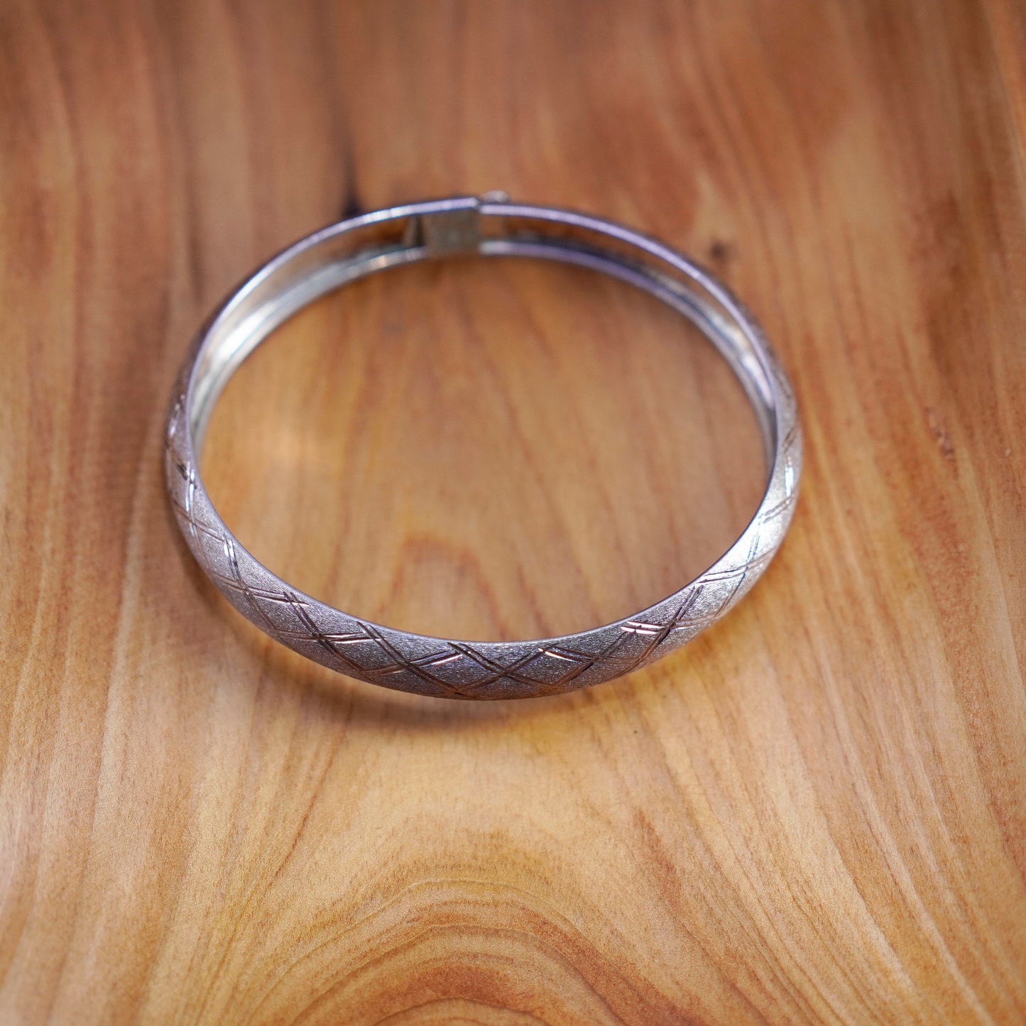 Size adjustable, Sterling silver handmade bracelet, textured 925 hinged bangle
