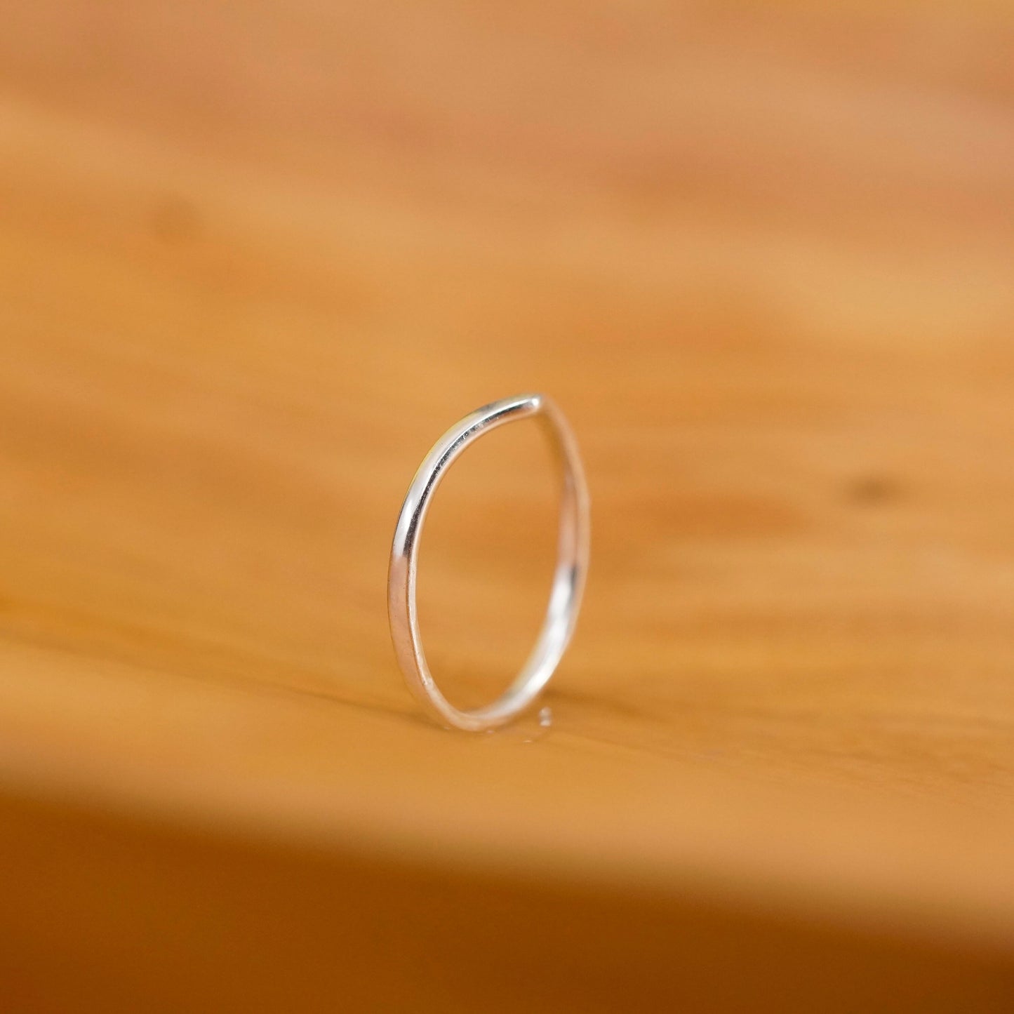 Size 8, vintage Sterling silver handmade ring, 925 thin V shaped band stackable