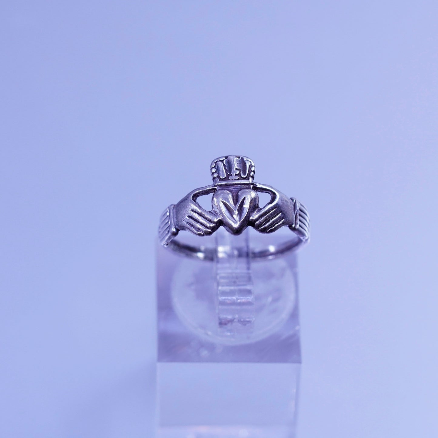Size 7.25, Irish Claddagh friendship Sterling 925 silver ring, holding heart