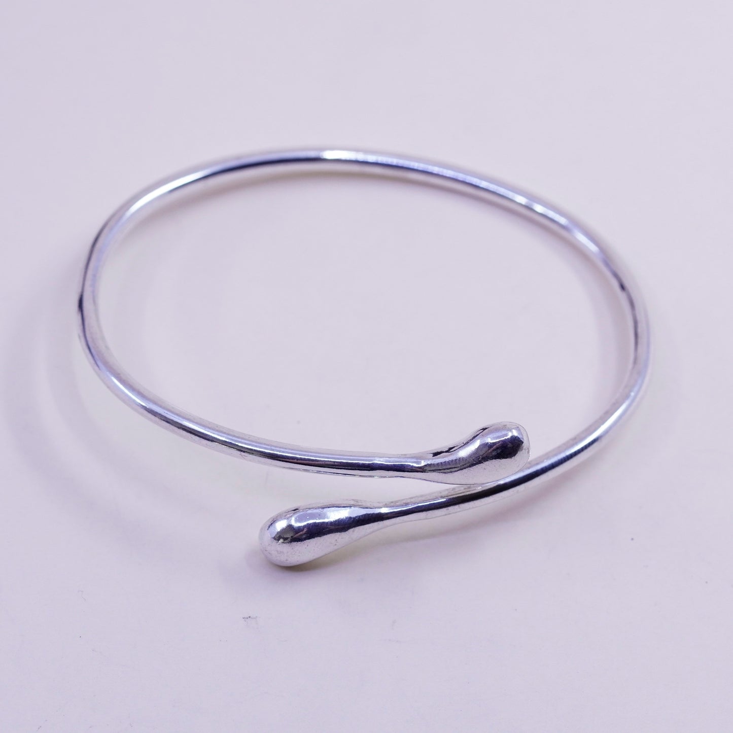 6.75”, sterling silver contemporary handmade bracelet, 925 wrap cuff teardrop