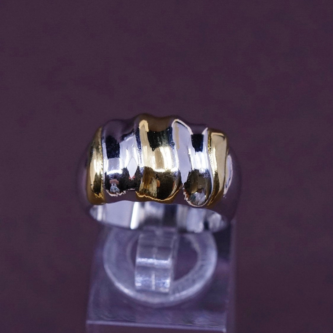 sz 8, vtg Sterling silver ring, solid 925 silver with ribbed wave