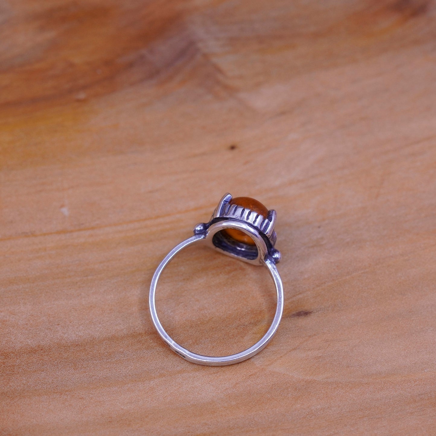 Size 8, vintage Sterling 925 silver handmade ring with oval amber