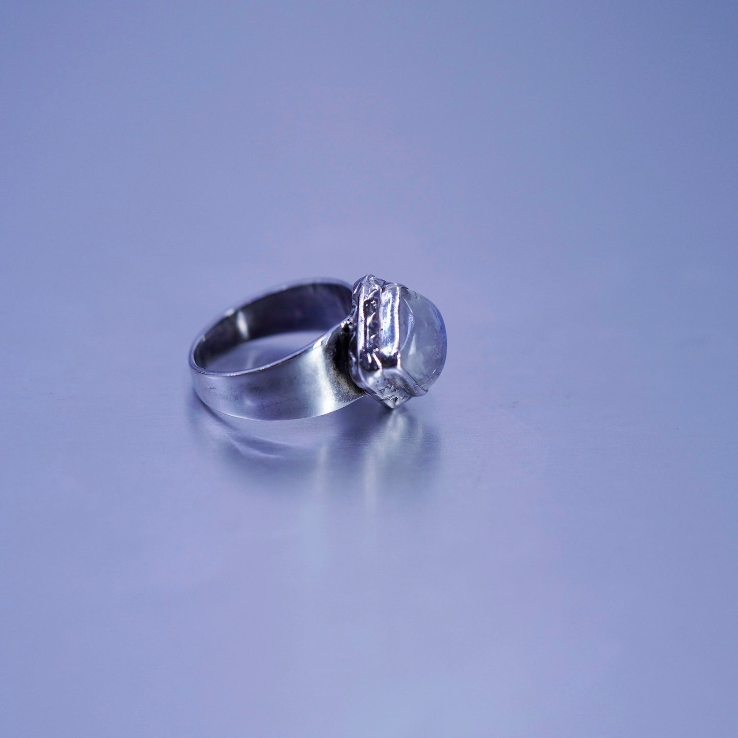 Size 6.5, vintage Sterling 925 silver handmade ring with moonstone