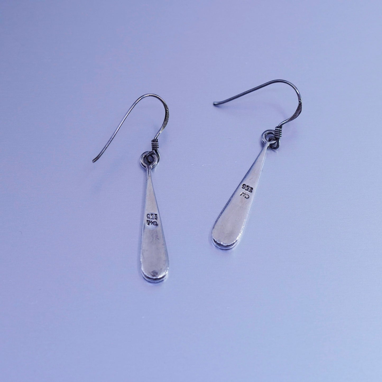Vintage Sterling 925 silver handmade teardrop earrings w/ blue mother of pearl