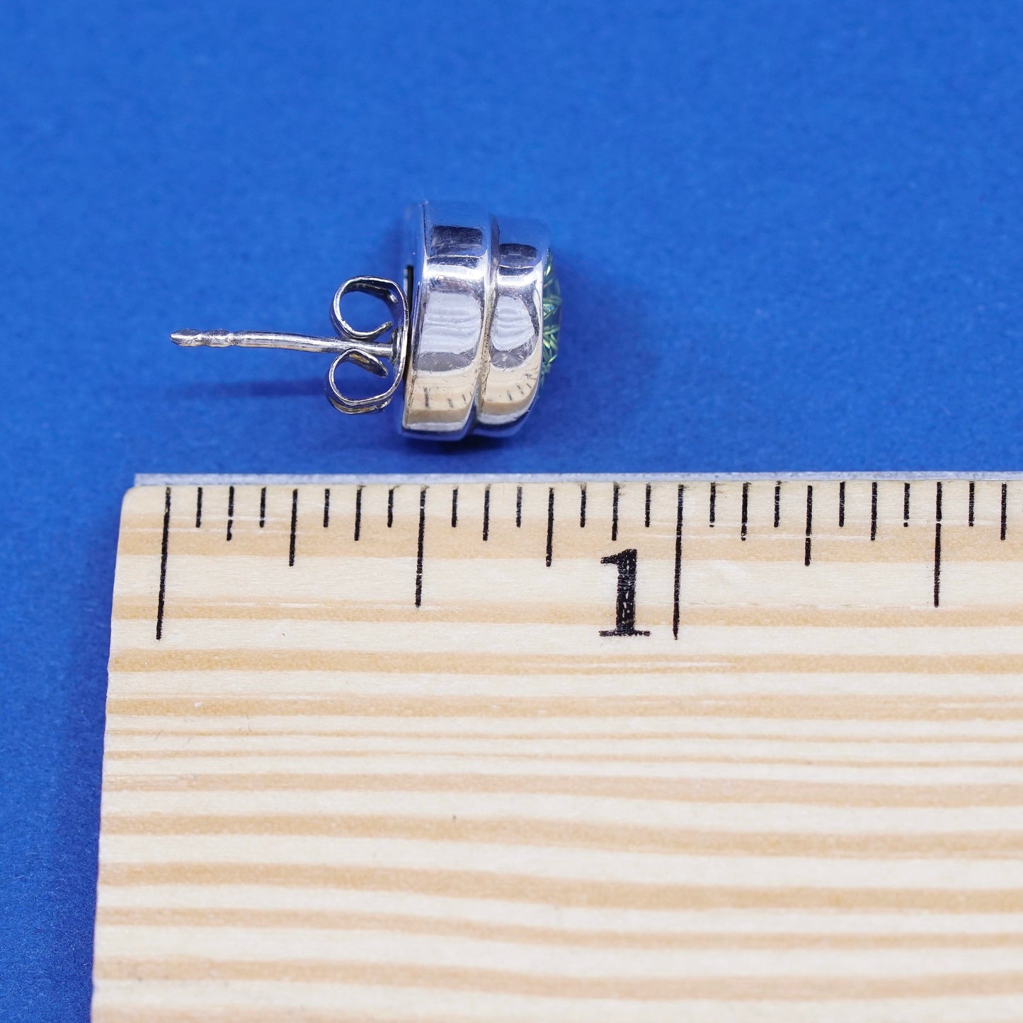 Vintage mega shiny sterling silver handmade earrings, 925 studs with peridot