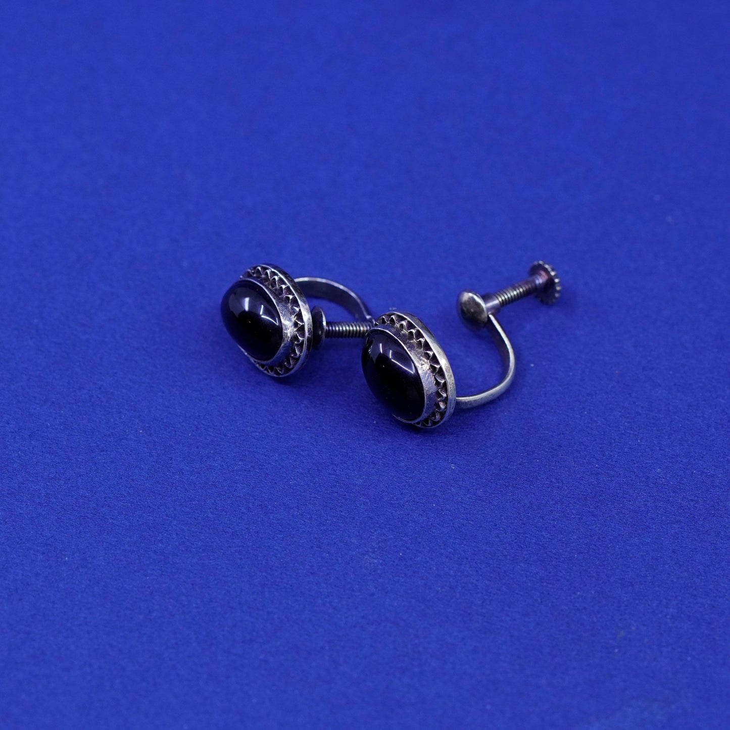 Vintage Sterling 925 silver screw back earrings with obsidian