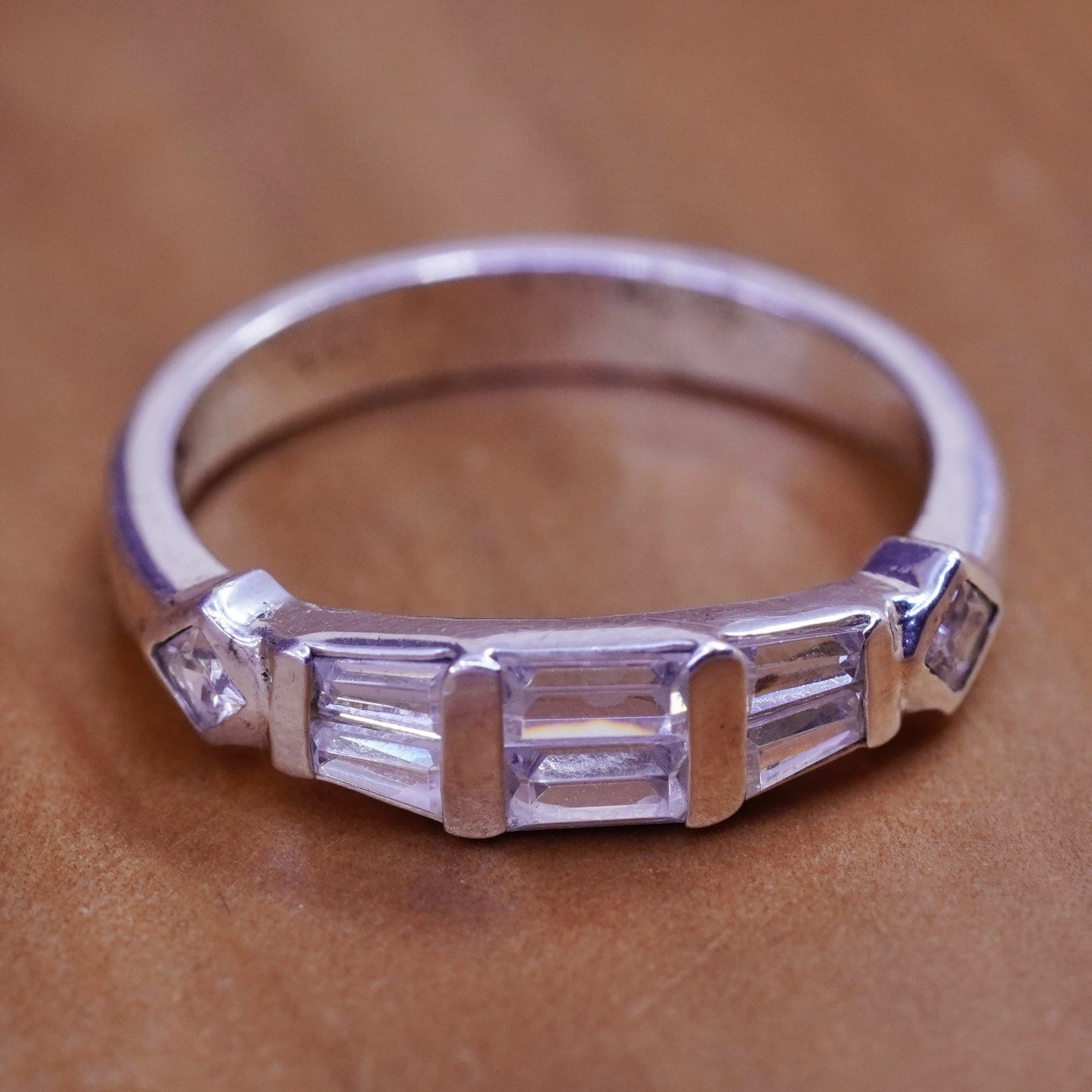 Size 5, vintage Sterling silver ring, 925 band with cz