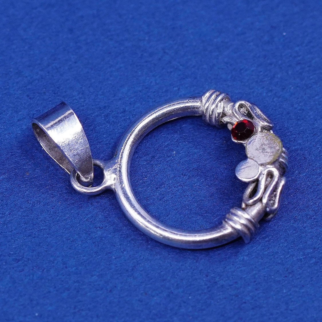 vtg Sterling silver handmade pendant 925 silver circle, stamped 925