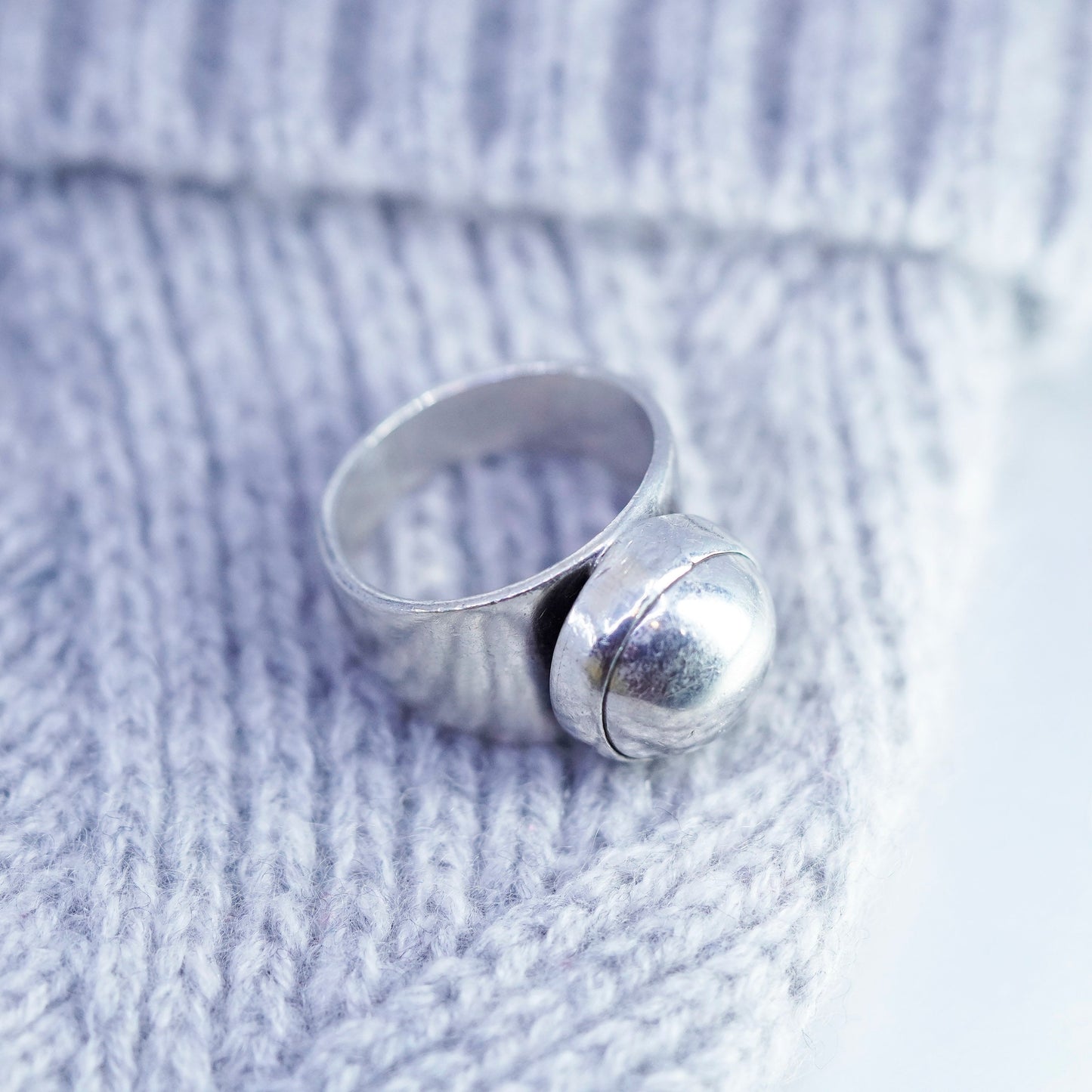 Size 9, vintage Mexico Sterling 925 silver handmade ring, beads band